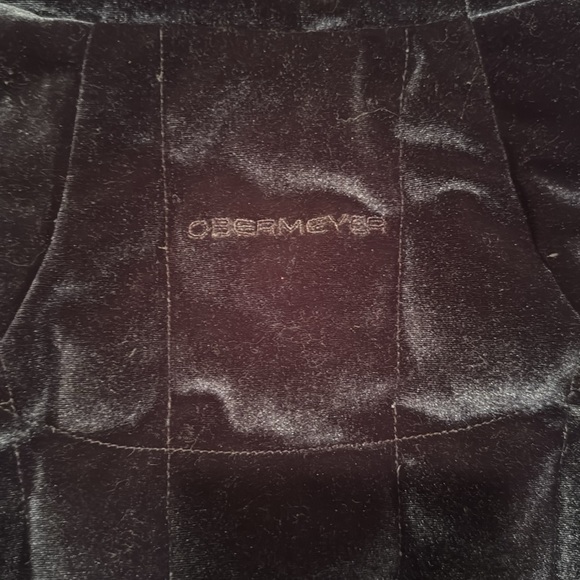 Obermeyer Reversible Velvet and Animal Print Vest - Picture 4 of 5